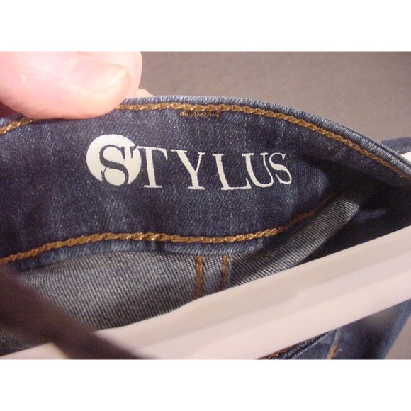 GIRLS CLOTHES - Stylus Skinny Jeans - SIZE 2 Junior - Picture 4 of 4